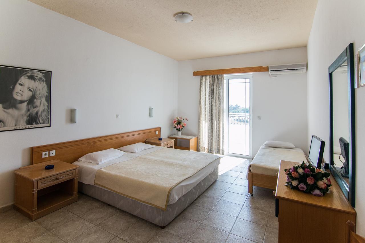 Faliraki Dream Studios & Apartments Екстер'єр фото